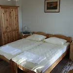 Pri Lazarju Farm 팜스테이 *