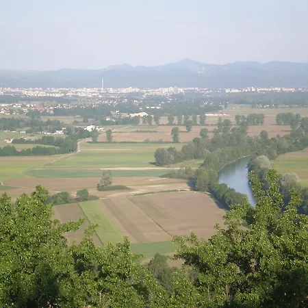 Çiftlik konaklama Pri Lazarju Farm