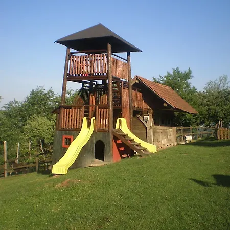 Pri Lazarju Farm