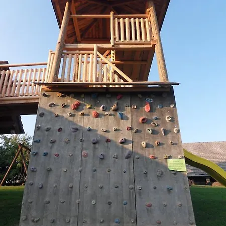 Gospodarstwo agroturystyczne Pri Lazarju Farm Podgrad (Osrednjeslovenska)