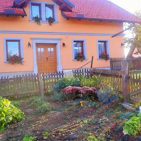 Pri Lazarju Farm