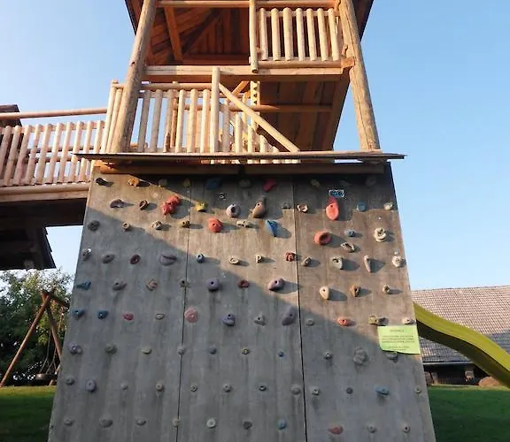 مزرعة للإقامة Pri Lazarju Farm Podgrad (Osrednjeslovenska)