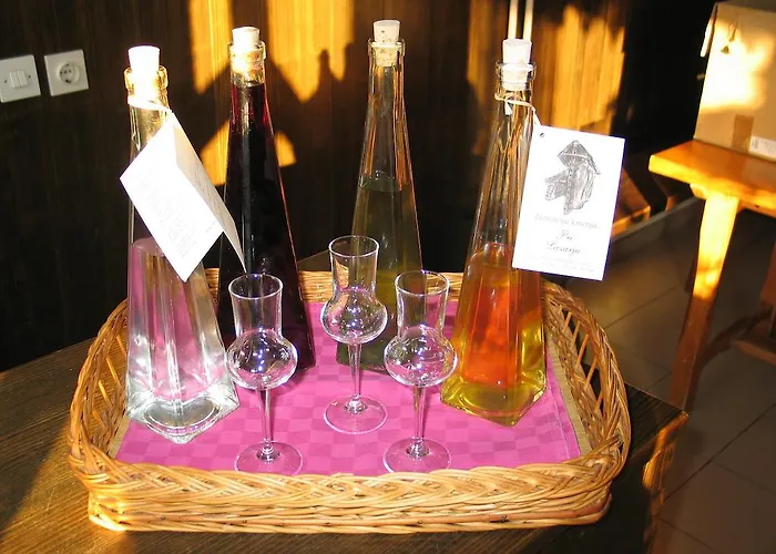 مزرعة للإقامة Pri Lazarju Farm Podgrad (Osrednjeslovenska)