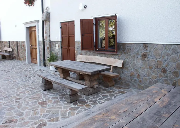 Çiftlik konaklama Pri Lazarju Farm